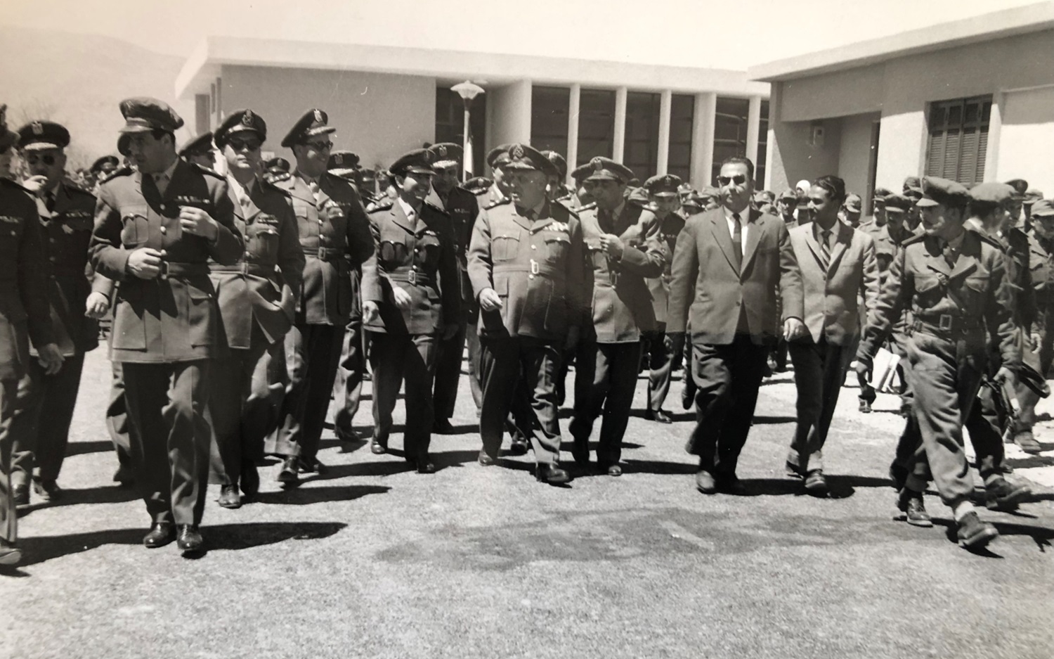 الفريق جمال الفيصل في افتتاح حامية التوافيق في قطنا