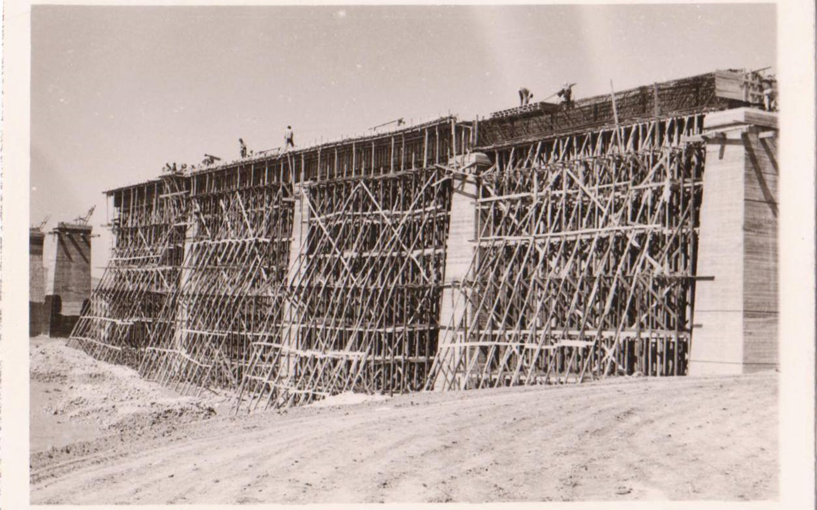 الخط الحديدي بين حلب واللاذقية أثناء العمل به بين عامي 1965 - 1969م