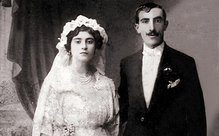 من حفل زفاف عارف مشحور نديمة خراجي في حلب عام 1918م