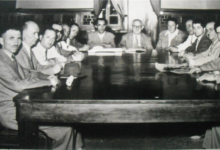 إحدى اجتماعات الهيئة الإدارية لجمعية العاديات بحلب في خمسينيات القرن العشرين