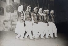 فرقة الفنون الشعبية في إدلب في صالة الحمراء بدمشق عام 1969