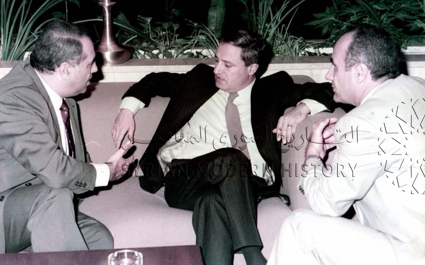 فاروق الشرع وعلي المدني في أثينا عام 1985