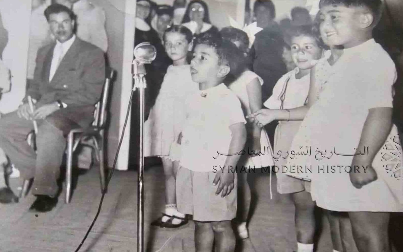 طلاب في مدرسة الراهبات في السويداء العام الدراسي 1958 - 1959 (2)