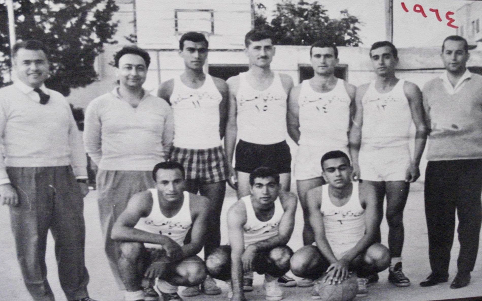 فريق النادي العربي - الحرية في حلب عام 1964
