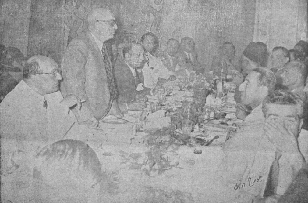 عبد الرحمن الكيالي يلقي خطاباً في حفل العشاء الذي أقيم في فندق بلودان عام 1950م