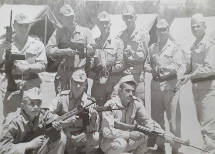 طلاب في التدريب العسكري بحلب عام 1965م