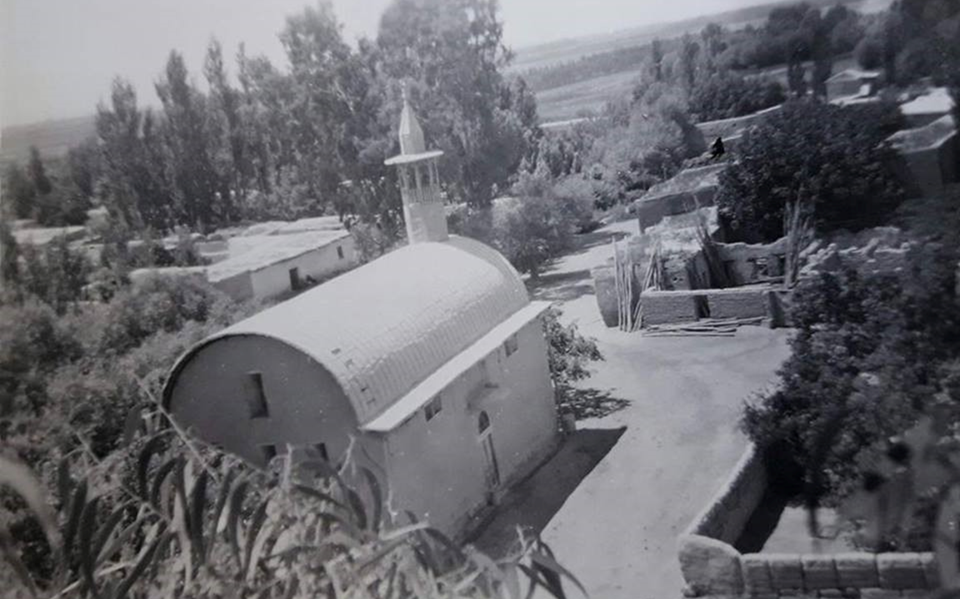 مرج السلطان ومسجدها المصفح عام 1954