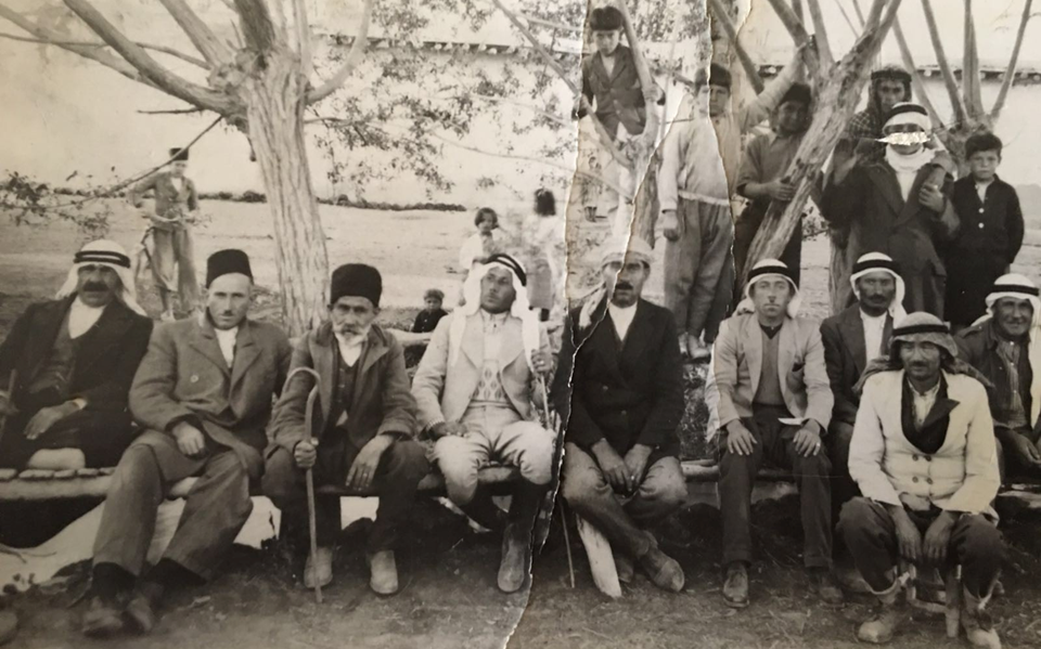 أهالي في قرية مرج السلطان عام 1941م