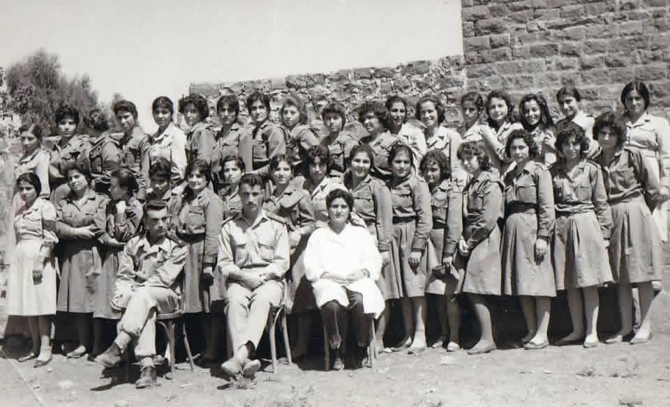 من معسكر طالبات الحادي عشر وطالبات دار المعلمات في السويداء عام 1962م